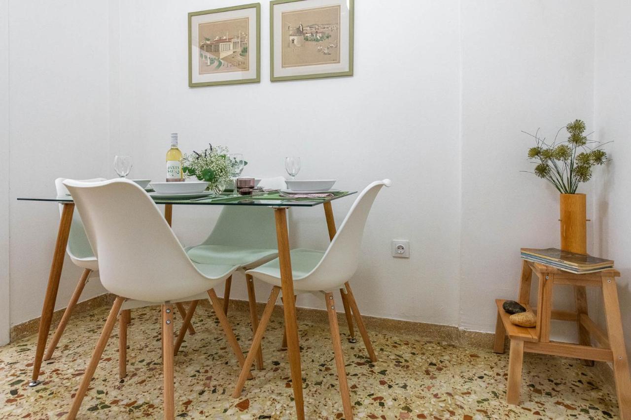 Nadia'S Boutique Apartment, Atenas Exterior foto