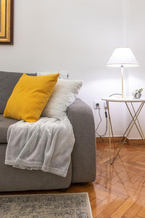 Nadia'S Boutique Apartment, Atenas Exterior foto